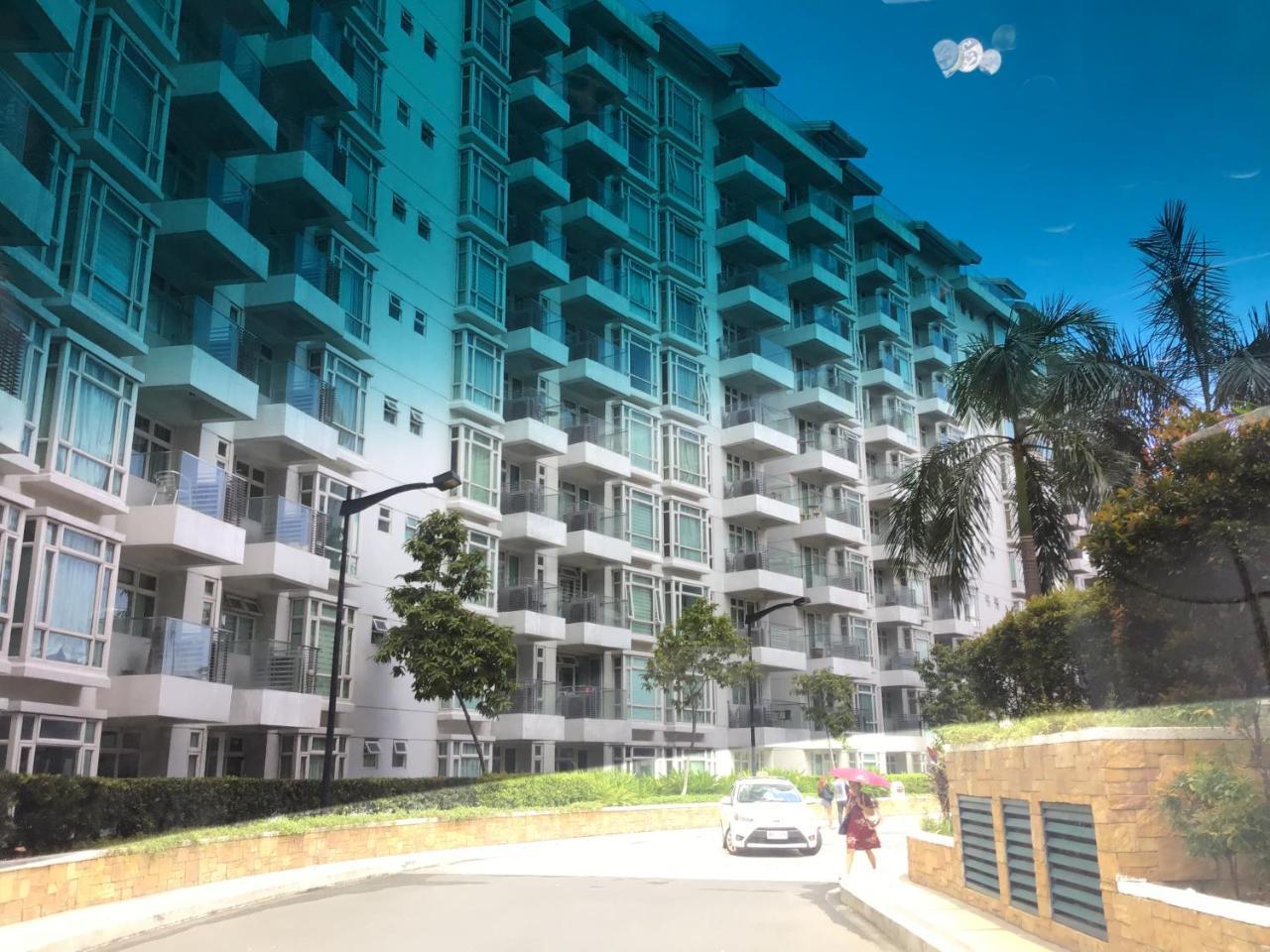 Condo At Parkside Villas Across The Airport Manila Kültér fotó